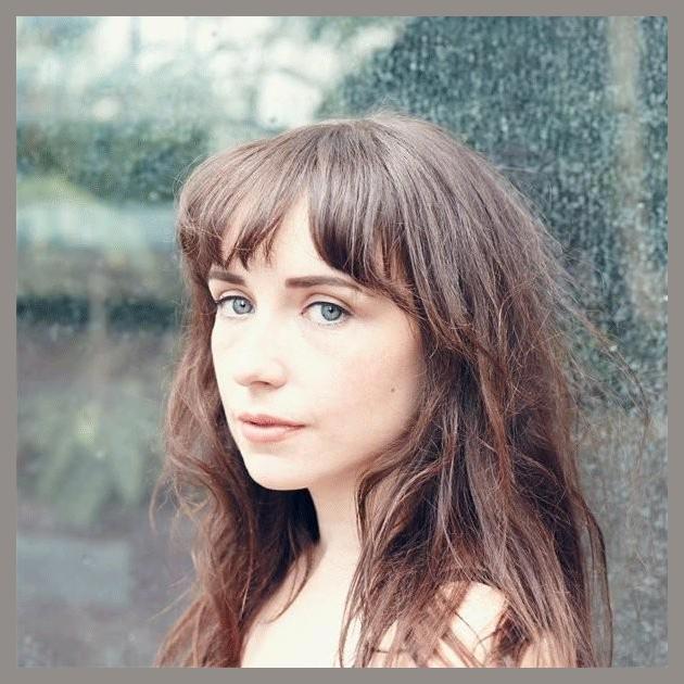 Laura Groves
